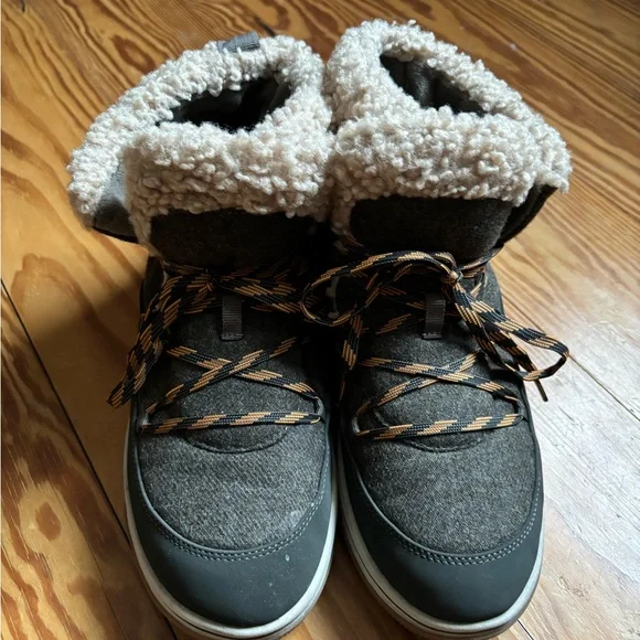 Clarks Cloudsteppers Breeze Glacier green slip on boots - Picture 5 of 6